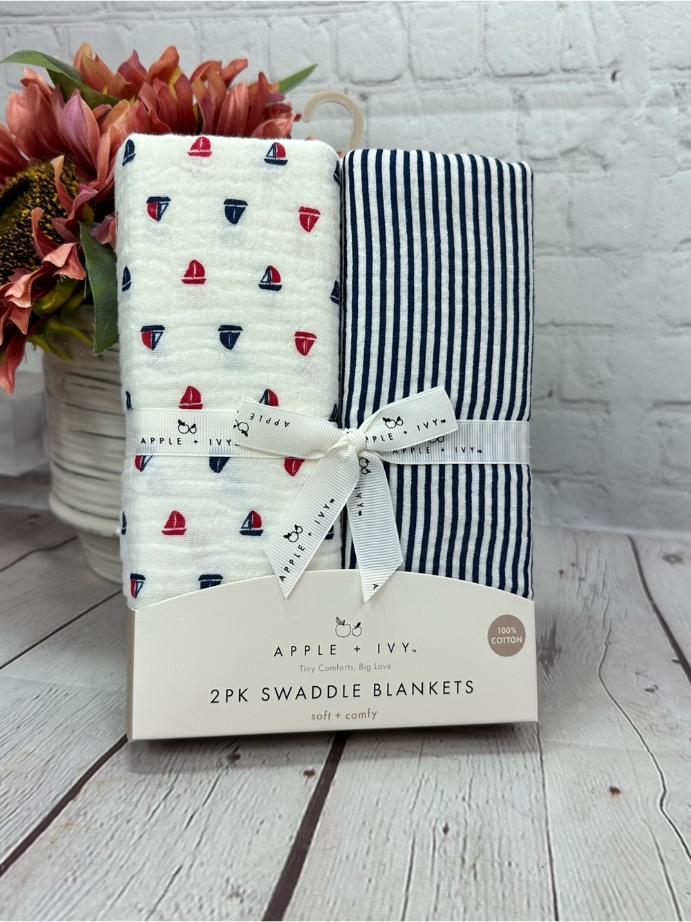NWT apple + ivy nautical 2pk Cotton Swaddle baby Blankets sailboat stripes beach